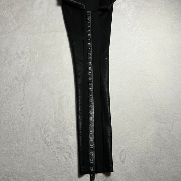 Romeo & Juliet Couture Pull On Coated Ponte Skinny Pants Size Small Rocker - Picture 10 of 10